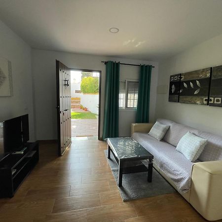 Encantador Apartamento-Centrico-Con Amplio Jardin Torremolinos Exteriör bild